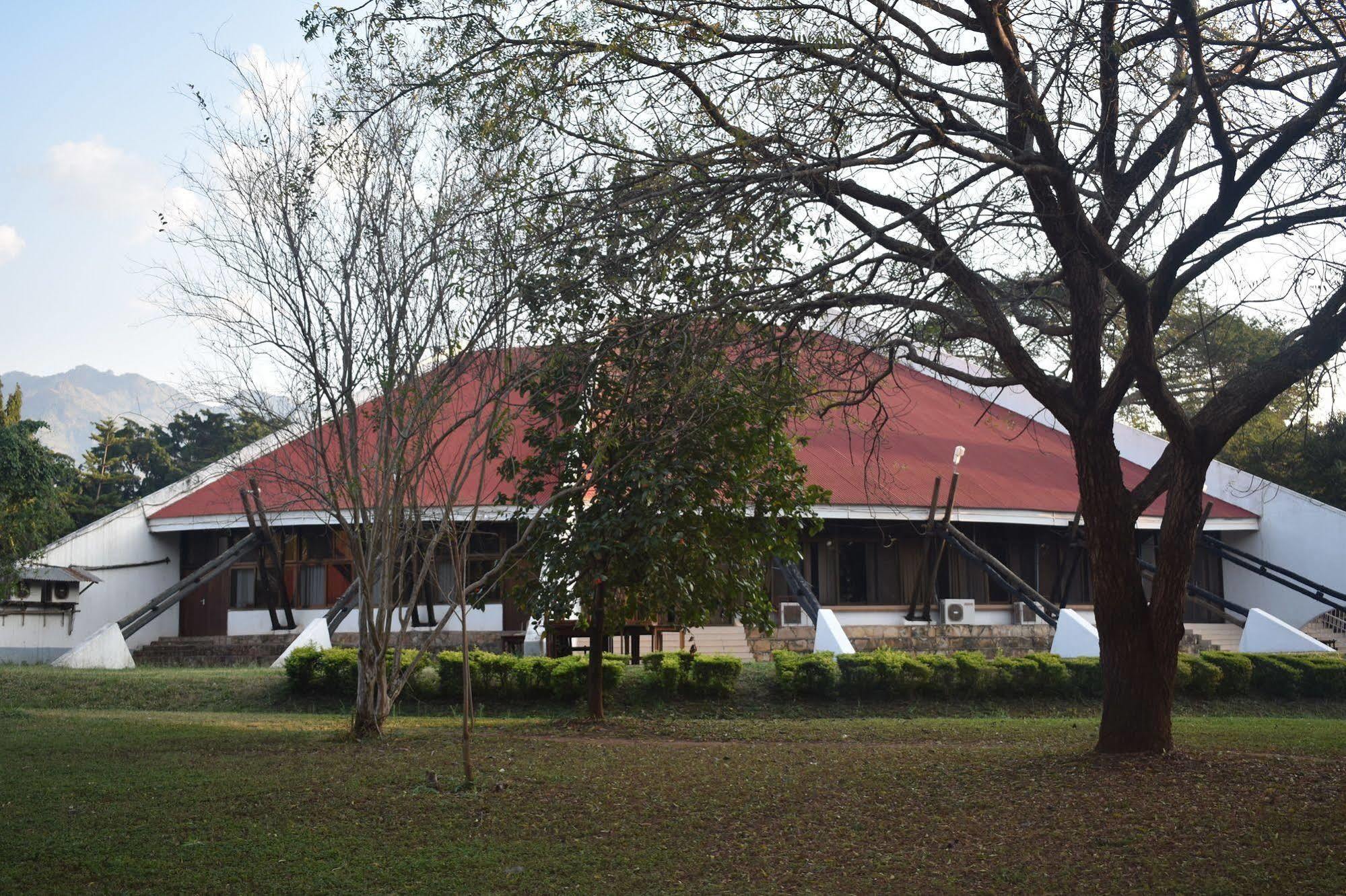 Morogoro Hotel Exterior foto