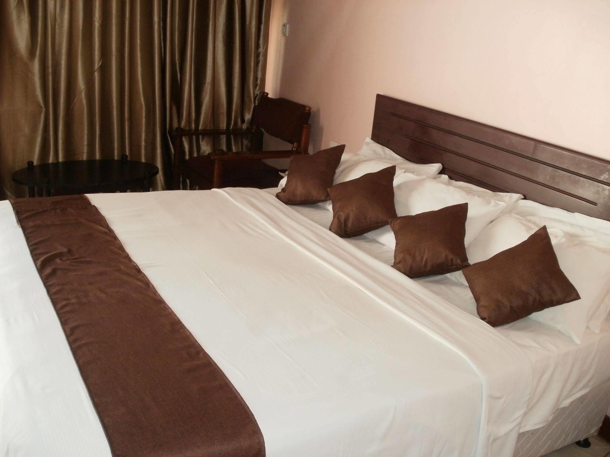 Morogoro Hotel Exterior foto