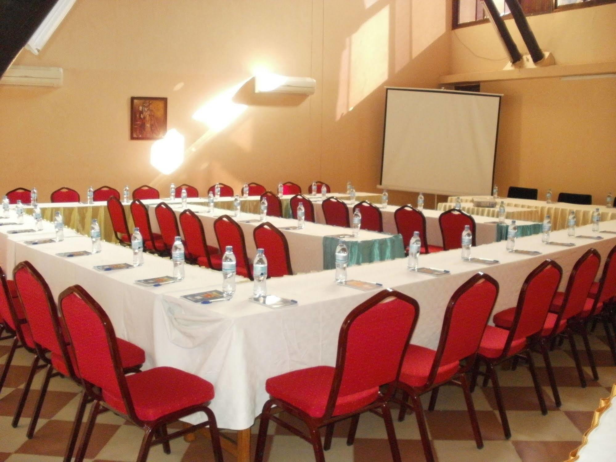 Morogoro Hotel Exterior foto