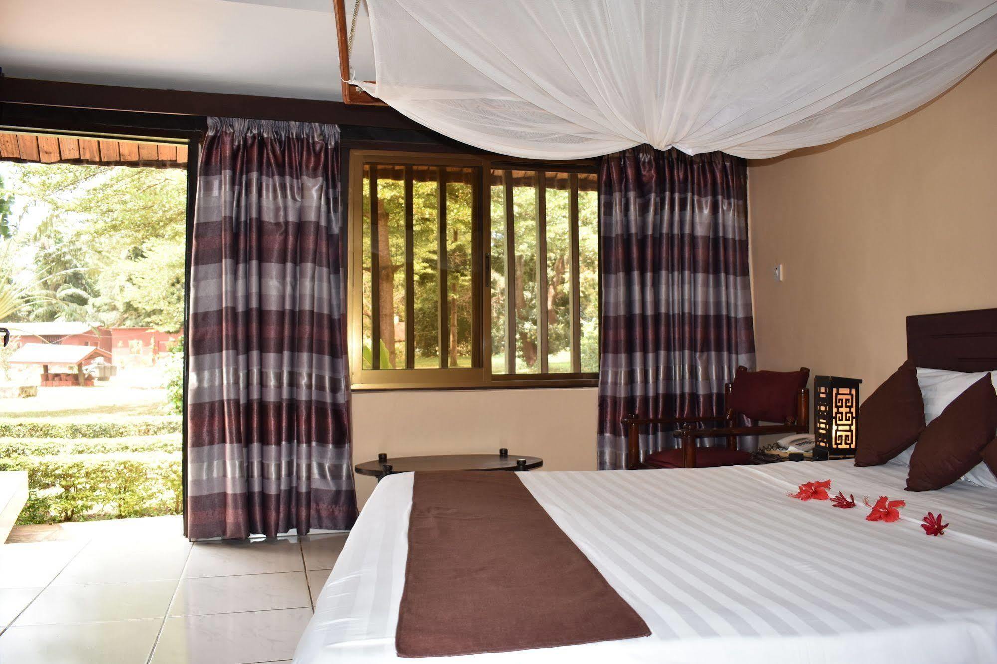 Morogoro Hotel Exterior foto