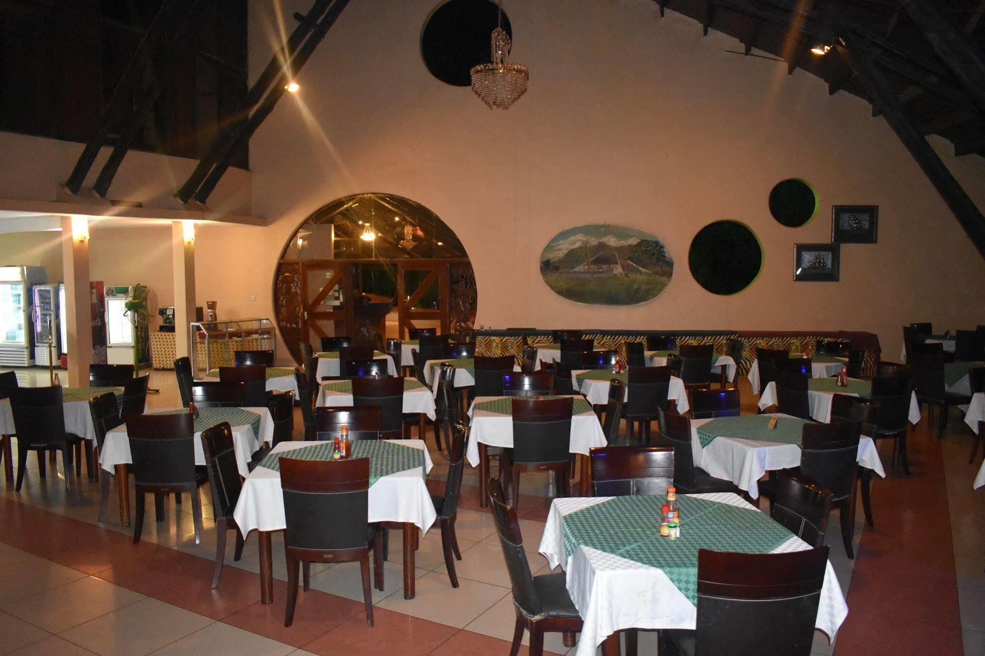 Morogoro Hotel Exterior foto